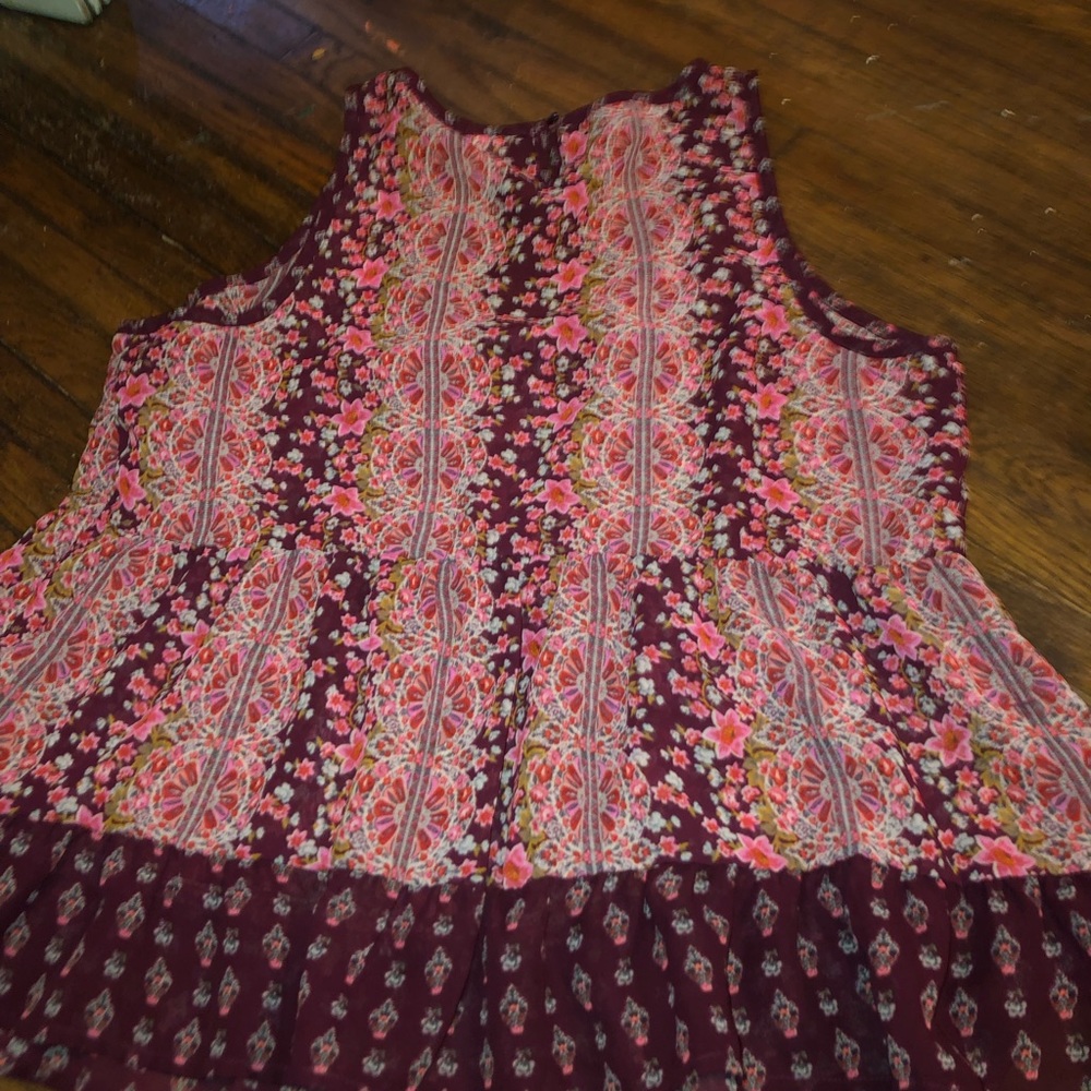 Flowy tank - Picture 2 of 3